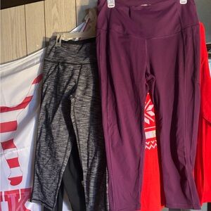 2- Victoria Sport Capris Sz Lg